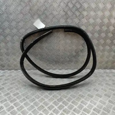 Pezzo di ricambio per auto di seconda mano GOMMA CONTORNO PORTA per JAGUAR F-PACE X761 (2015-..) Off-road Riferimenti OEM IAM HK83-25324-AB  