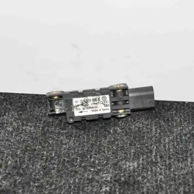 Pezzo di ricambio per auto di seconda mano Sensore Urto / Impatto per AUDI A6 4F2, C6 (2004-2011) Riferimenti OEM IAM 7L0909606B  