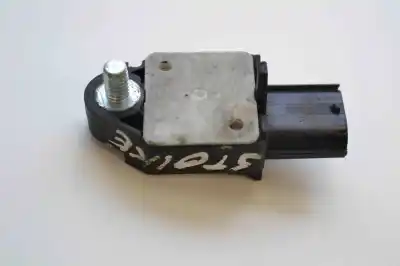 Автозапчастина б/у датчик зіткнення / удару для lexus is ii gse2_, ale2_, use2_ (2005-2013) посилання на oem iam 89831-02020  