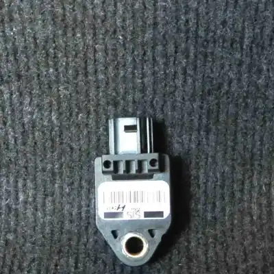 Автозапчастина б/у датчик зіткнення / удару для KIA CEE\´D HATCHBACK ED (2006-2012) Посилання на OEM IAM 95920-2H000  