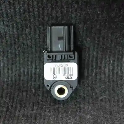 Автозапчастина б/у датчик зіткнення / удару для toyota hilux vii pick-up _n1_, _n2_, _n3_ (2004-..) pick-up посилання на oem iam 89831-04020  