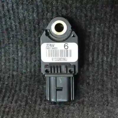 Автозапчастина б/у датчик зіткнення / удару для TOYOTA HILUX VII PICK-UP _N1_, _N2_, _N3_ (2004-..) Pick-up Посилання на OEM IAM 89831-04020  