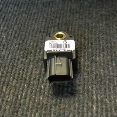 Автозапчастина б/у датчик зіткнення / удару для toyota hilux vii pick-up _n1_, _n2_, _n3_ (2004-..) pick-up посилання на oem iam 89831-04020  