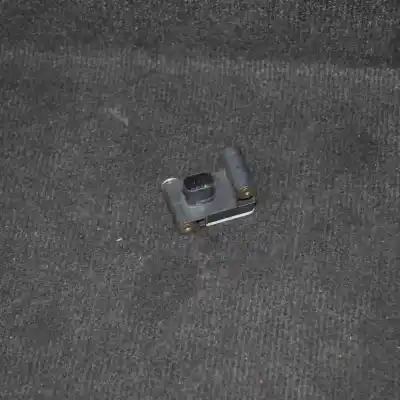 Pezzo di ricambio per auto di seconda mano Sensore Urto / Impatto per BMW 3 E90 (2004-2011) Sedan Riferimenti OEM IAM 6911003  