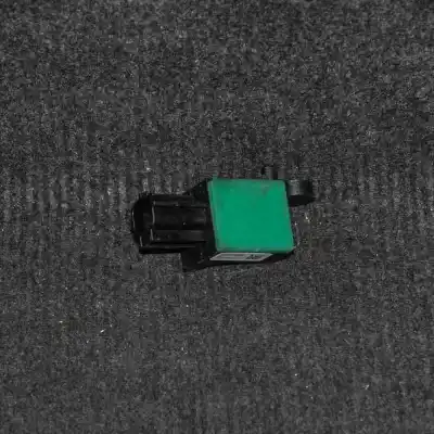 Peça sobressalente para automóvel em segunda mão Sensor De Colisão / Impacto por VOLKSWAGEN PASSAT VARIANT B6 3C5 (2005-2011) Estate Referências OEM IAM 5N0959351B  