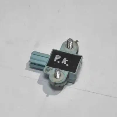 Second-hand car spare part collision / impact sensor for audi a6 avant 4f5, c6 (2005-2011) oem iam references 4f0955557a  