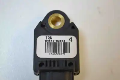 Автозапчастина б/у датчик зіткнення / удару для lexus is ii gse2_, ale2_, use2_ (2005-2013) посилання на oem iam 89831-0w040  