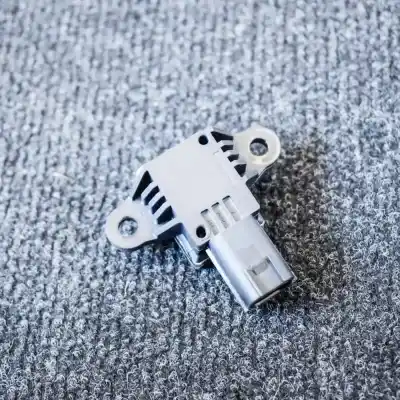 Second-hand car spare part Collision / Impact Sensor for VOLVO V40 HATCHBACK (2012-2019) OEM IAM references 31360986  