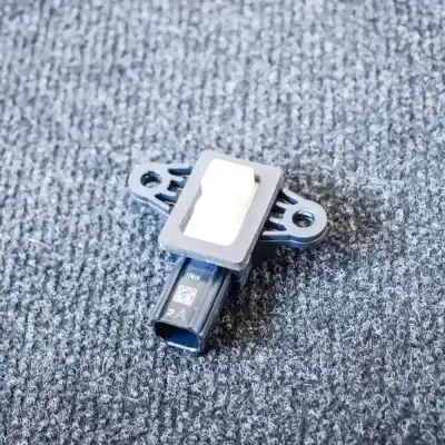 Second-hand car spare part collision / impact sensor for volvo v40 hatchback (2012-2019) oem iam references 31360986  
