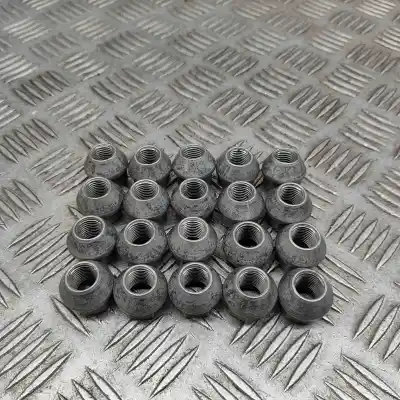 Second-hand car spare part Wheel Bolt Set for TESLA MODEL 3 (2018-..) Sedan OEM IAM references 1027002-00-B  