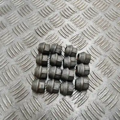 Pezzo di ricambio per auto di seconda mano set bulloni ruota per tesla model y (2019-..) off-road riferimenti oem iam 1027002-00-b  