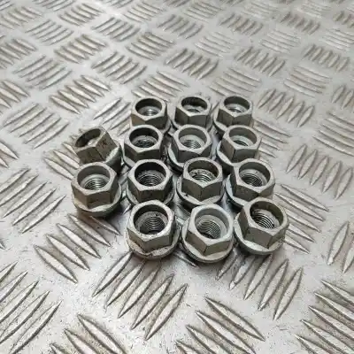 Peça sobressalente para automóvel em segunda mão jogo de parafusos de roda por tesla model y (2019-..) off-road referências oem iam 1027002-00-b  