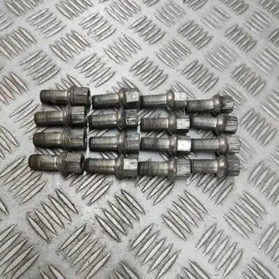 Автозапчастина б/у набір болтів колеса для audi q2 ga (2016-..) off-road посилання на oem iam wht002437  