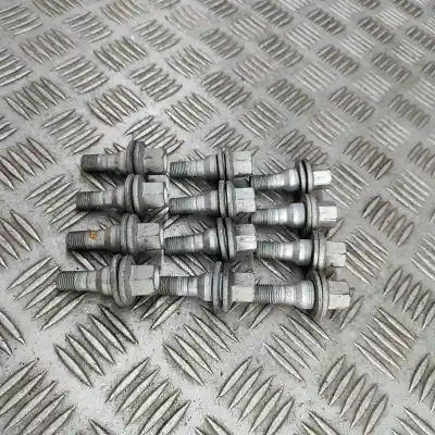 Pezzo di ricambio per auto di seconda mano set bulloni ruota per opel mokka (2020-..) off-road riferimenti oem iam 9817024580  