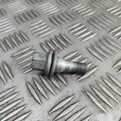 Pezzo di ricambio per auto di seconda mano set bulloni ruota per opel mokka (2020-..) off-road riferimenti oem iam 9817024580  