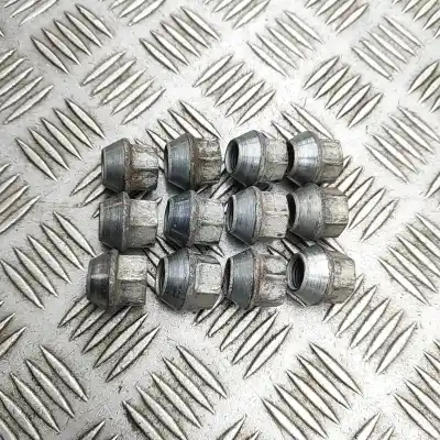 Автозапчастина б/у набір болтів колеса для tesla model s (2012-..) hatchback посилання на oem iam 1027002-00-b  