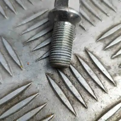 Pezzo di ricambio per auto di seconda mano set bulloni ruota per audi q2 ga (2016-..) off-road riferimenti oem iam wht002437  