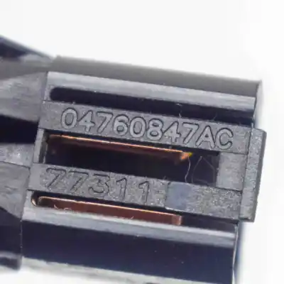 Pezzo di ricambio per auto di seconda mano pulsante portellone per dodge avenger (2007-2014) riferimenti oem iam 04760847ac  