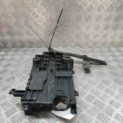 Автозапчастина б/у коробка акумулятора для opel mokka / mokka x (2012-..) off-road посилання на oem iam 95933269  