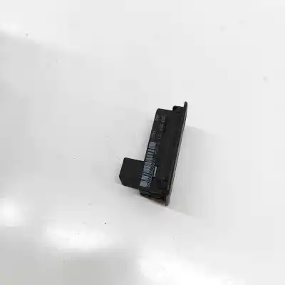 Автозапчасти б/у кнопка багажника за audi q7 4l (2006-2015) ссылки oem iam 3d0959831d  