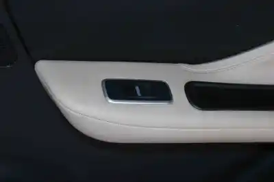 Автозапчастина б/у обликка задніх правіх дверей для jaguar f-pace x761 (2015-..) посилання на oem iam hk83-20986-acw  