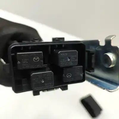 Автозапчастина б/у реле/запоперівник для mazda cx-5 kf (2016-..) off-road посилання на oem iam grt8-66-752,grt9-66-750  