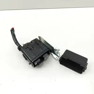 Автозапчастина б/у реле/запоперівник для mazda cx-5 kf (2016-..) off-road посилання на oem iam grt8-66-752,grt9-66-750  