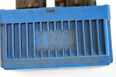 Peça sobressalente para automóvel em segunda mão vela de aquecimento por opel corsa d (2006-2015) referências oem iam 5555886051299044  