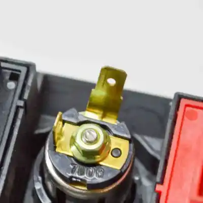 Автозапчастина б/у перемикач підігріву сидіння для opel antara (2006-..) off-road посилання на oem iam 96672976  