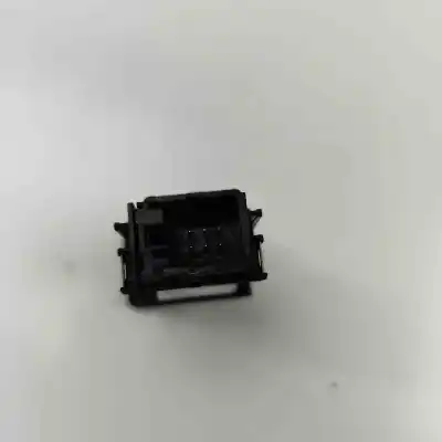 Second-hand car spare part heated seat switch for skoda octavia iii combi 5e5 (2012-2020) oem iam references 5e0963106a  