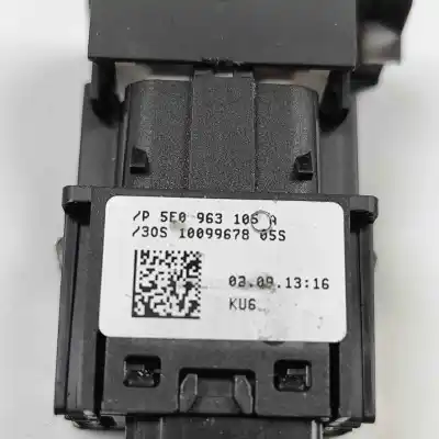 Автозапчастина б/у перемикач підігріву сидіння для skoda octavia iii combi 5e5 (2012-2020) посилання на oem iam 5e0963105a  