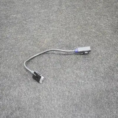 Автозапчастина б/у usb-роз'єм для audi a5 8t3 (2007-2016) посилання на oem iam 4f0051510k  