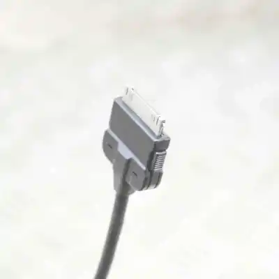 Pezzo di ricambio per auto di seconda mano connettore usb per audi a4 8k2, b8 (2007-2015) riferimenti oem iam 4f0051510k  