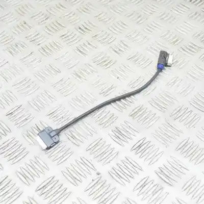 Pezzo di ricambio per auto di seconda mano connettore usb per audi a4 8k2, b8 (2007-2015) riferimenti oem iam 4f0051510k  