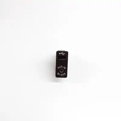 Peça sobressalente para automóvel em segunda mão Conector Usb por BMW X5 E70 (2006-2013) Referências OEM IAM 9237653  
