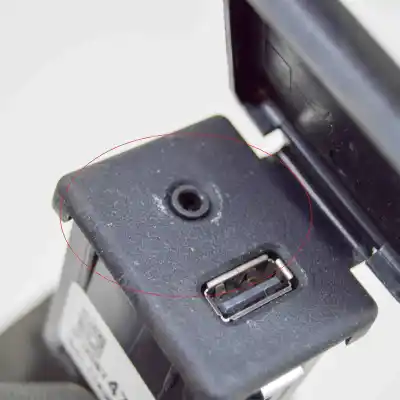 Peça sobressalente para automóvel em segunda mão conector usb por opel mokka / mokka x (2012-..) off-road referências oem iam 20874710  