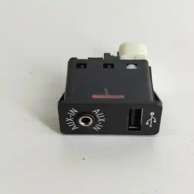 Second-hand car spare part USB CONNECTOR for BMW 5 TOURING F11  OEM IAM references 9237653  
