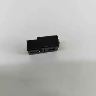 Peça sobressalente para automóvel em segunda mão conector usb por skoda superb iii 3v3 (2015-..) hatchback referências oem iam 5q0035724  