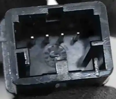 Peça sobressalente para automóvel em segunda mão conector usb por skoda superb iii 3v3 (2015-..) hatchback referências oem iam 5q0035724  