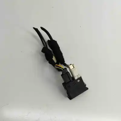 Pezzo di ricambio per auto di seconda mano connettore usb per bmw x6 e71, e72 (2007-2014) riferimenti oem iam 9237654  