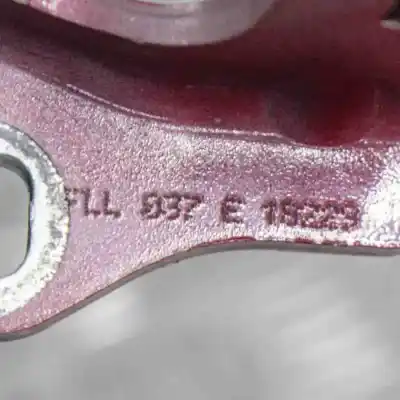 Second-hand car spare part left front door hinge for tesla model 3 (2018-..) sedan oem iam references 18229  