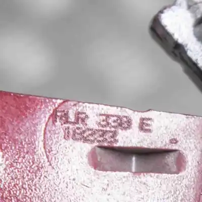 Second-hand car spare part right rear door hinge for tesla model 3 (2018-..) sedan oem iam references 18233  