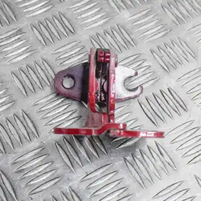 Second-hand car spare part right rear door hinge for tesla model 3 (2018-..) sedan oem iam references 18233  