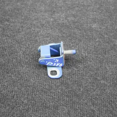 Second-hand car spare part Trunk Lid Hinge for OPEL MOKKA / MOKKA X (2012-..) Off-road OEM IAM references   