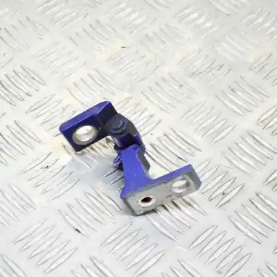 Second-hand car spare part left front door hinge for audi a3 limousine 8vs, 8vm (2013-2020) oem iam references 8x0831403b,a047058  