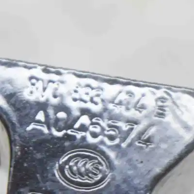 Автозапчастина б/у петель правих задніх дверей для audi q3 f3 (2018-..) off-road посилання на oem iam 8x4833408a,8v0833404e  