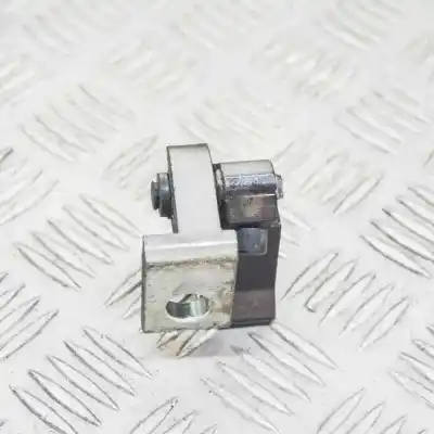 Автозапчастина б/у петель правих задніх дверей для skoda octavia iii 5e3 (2012-2021) посилання на oem iam a047058,8k0831402e  