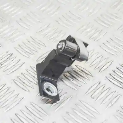 Автозапчастина б/у петель правих задніх дверей для SKODA OCTAVIA III 5E3 (2012-2021) Посилання на OEM IAM A047058,8K0831402E  