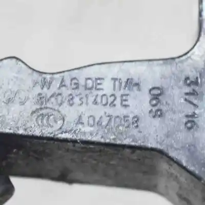 Автозапчастина б/у петель правих задніх дверей для skoda octavia iii 5e3 (2012-2021) посилання на oem iam a047058,8k0831402e  