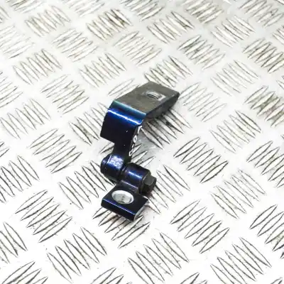 Автозапчастина б/у петель правих задніх дверей для BMW 1 F20 (2010-2019) Посилання на OEM IAM A047058,7246064  